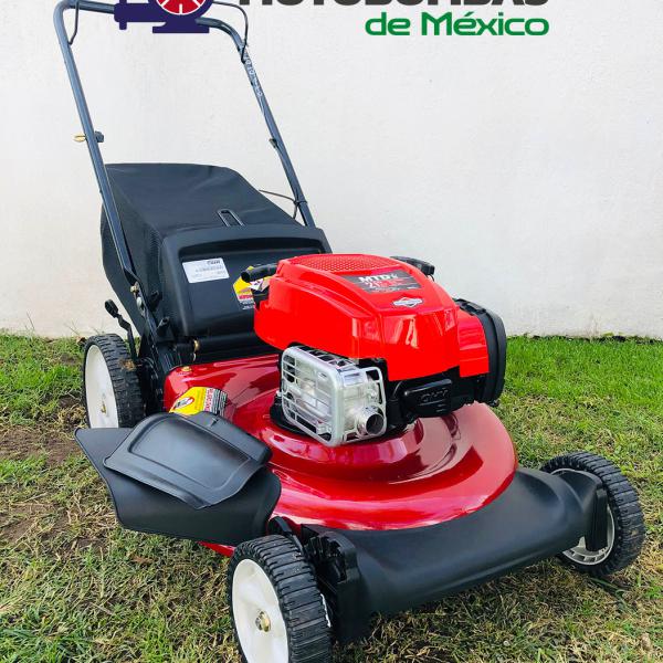 PODADORA DE PASTO A GASOLINA HWC-6M
